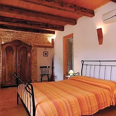 1212 Hotel 3*
